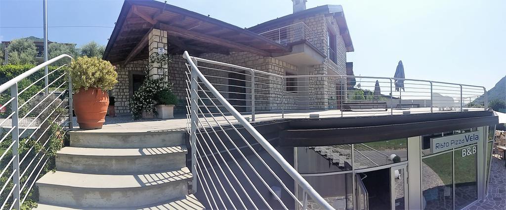 Vela Di Soleville Camere Con E Senza Vista Lago Con Ristorante & Pizzeria Sale Marasino Dış mekan fotoğraf
